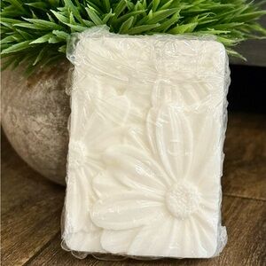 Georgia Peach  3oz goats milk soap bar